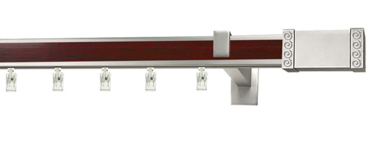 Hranatá garnýž Aveno Paleo, dekor mahagon s chromem. Hliníkový profil 31×13 mm. Vhodná pro montáž na stěnu i strop.
