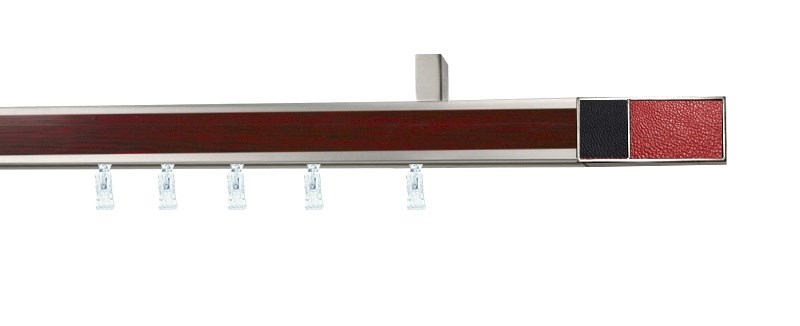 Jednořadá garnýž Aveno Croco, barevná kombinace černá, červená a mahagon. Profil 31×13 mm, montáž na stěnu nebo strop.